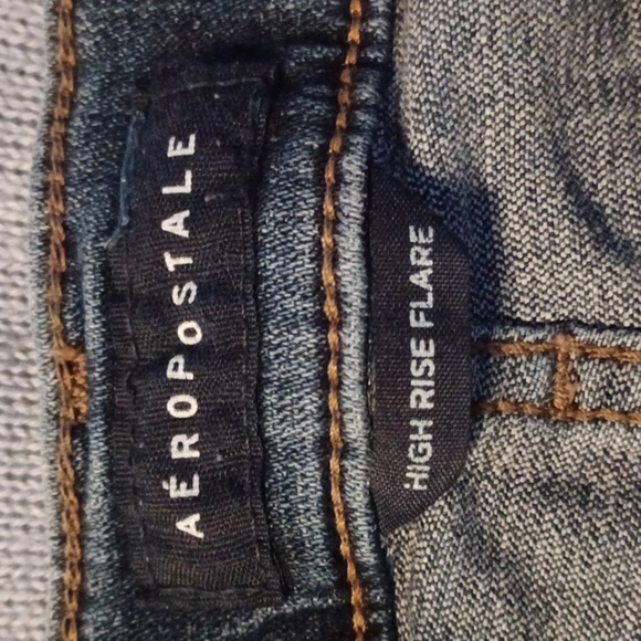 BELLE DU JOUR, SWEATER, WITH AEROPOSTALE HIGH RISE FLARE JEANS, SIZE 000. - Picture 14 of 15